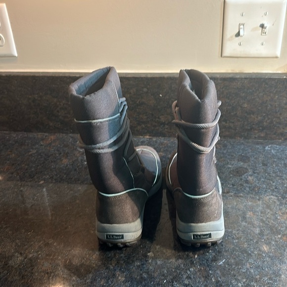 GIRLS LL BEAN HIKING BOOTS - Picture 3 of 8